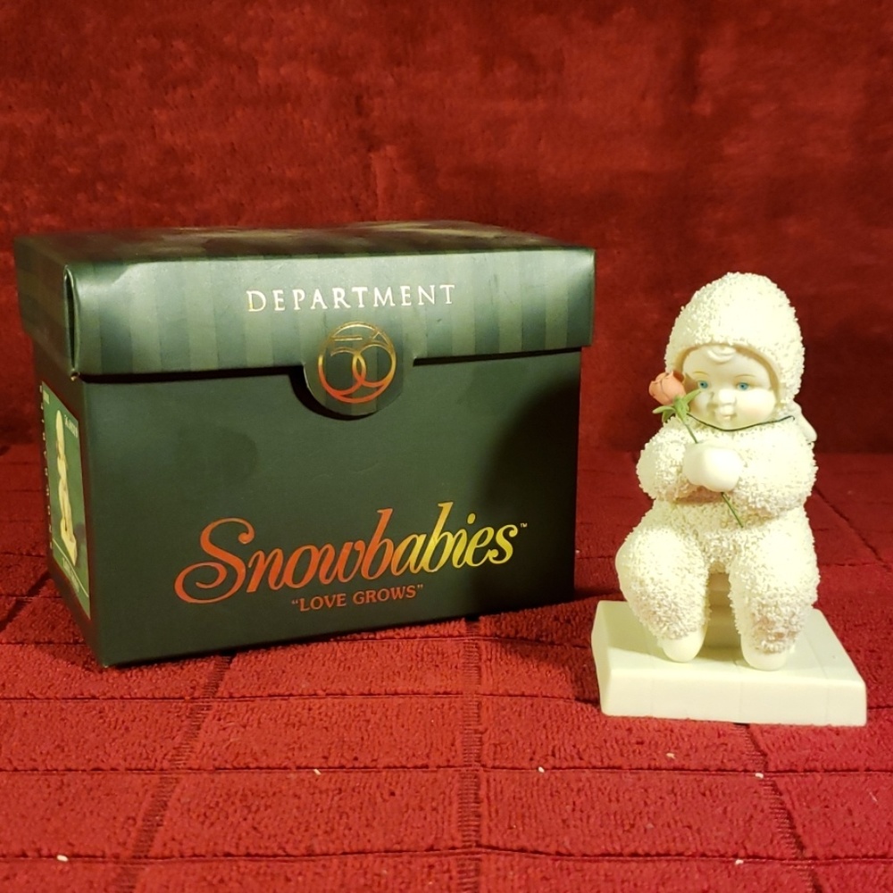 Snowbabies Department 56 "Love Grows"